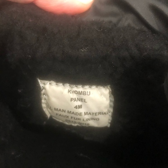 Kids Khombu Black Snow Boots with Zip Front and Drawstring Closure Size 4 - Picture 4 of 10